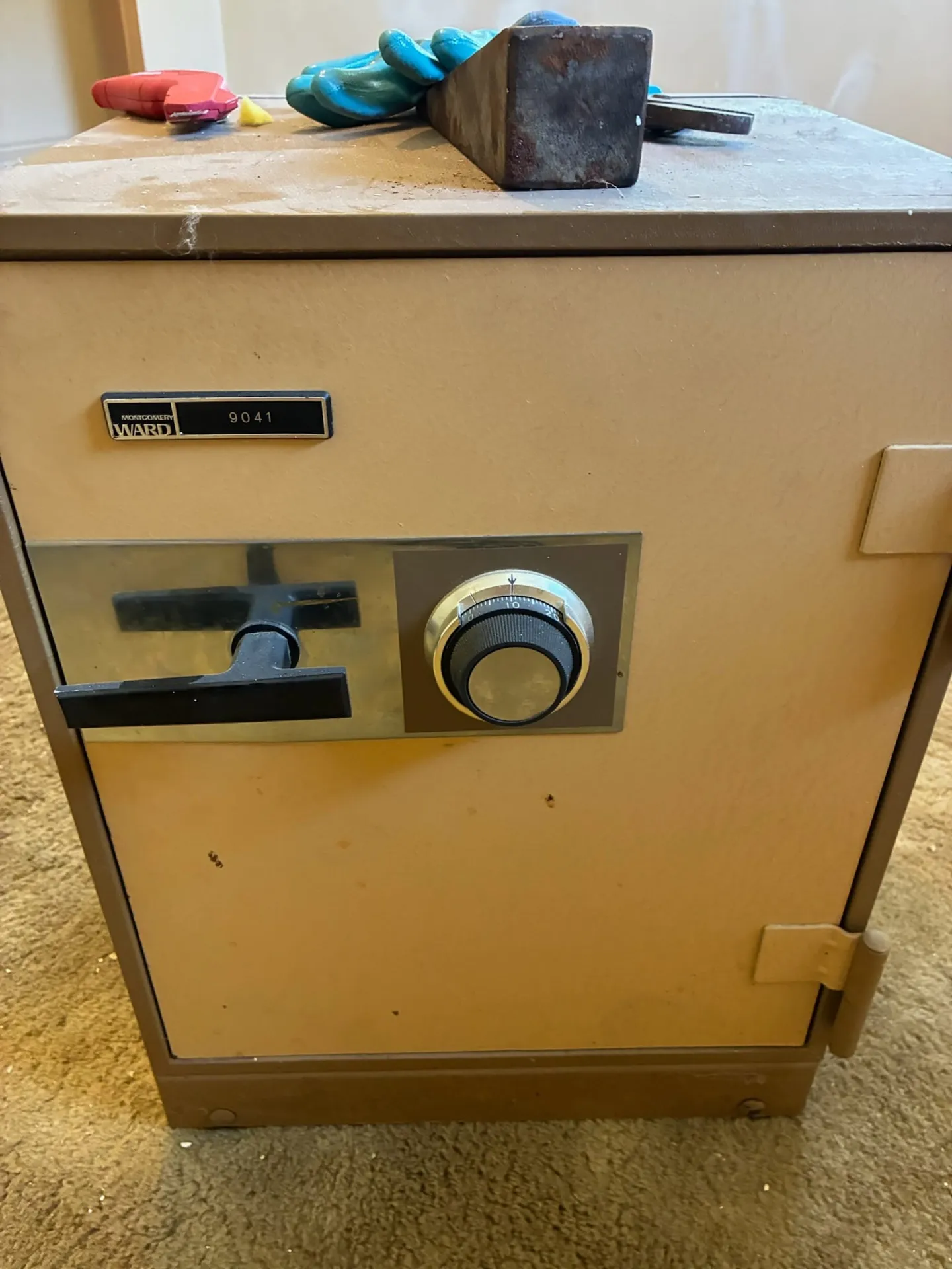 Safe  Or  Vault